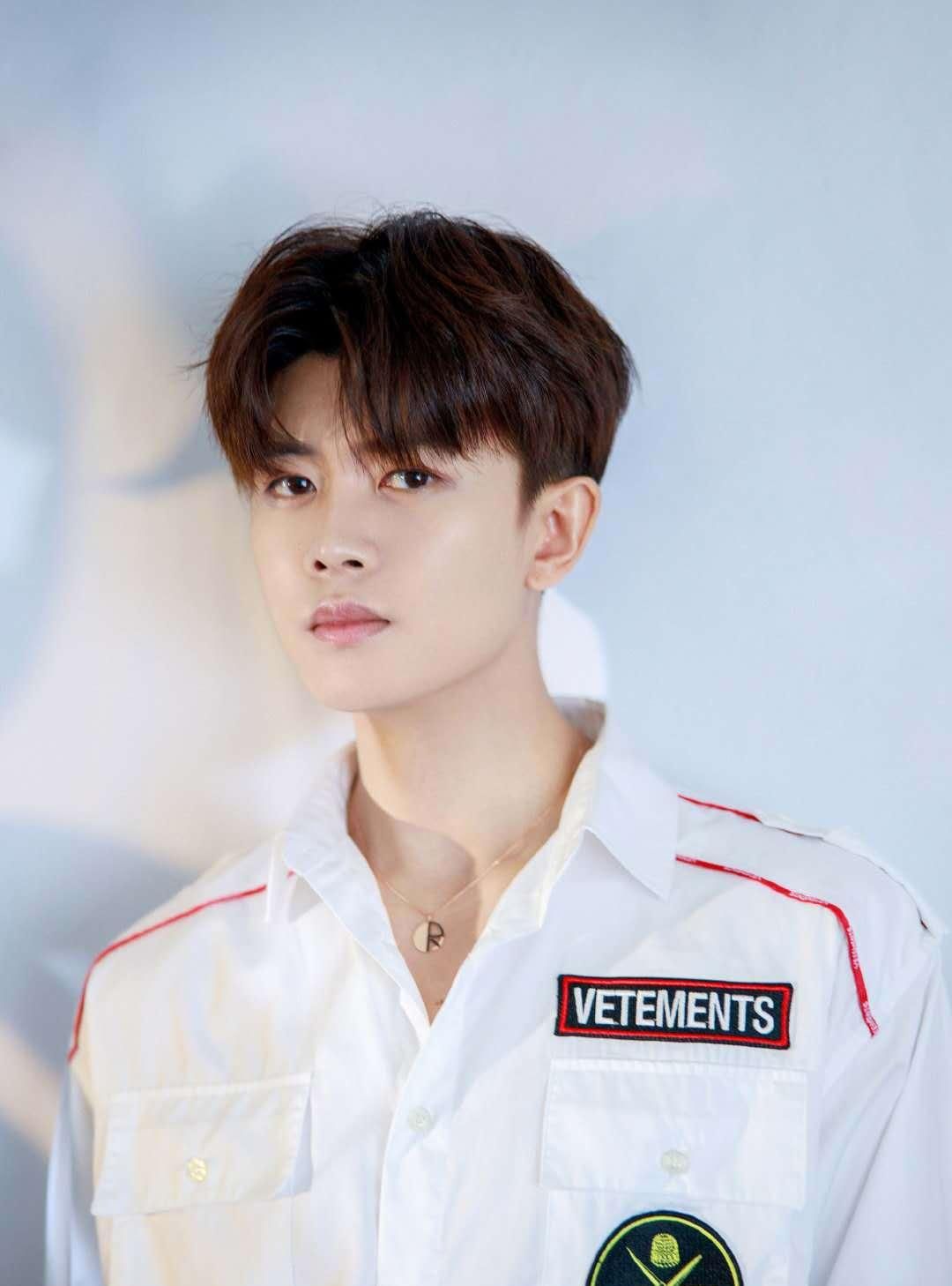  舞者|《舞者》最终章！选手家属发声 任嘉伦录制中去厕所竟是为这！