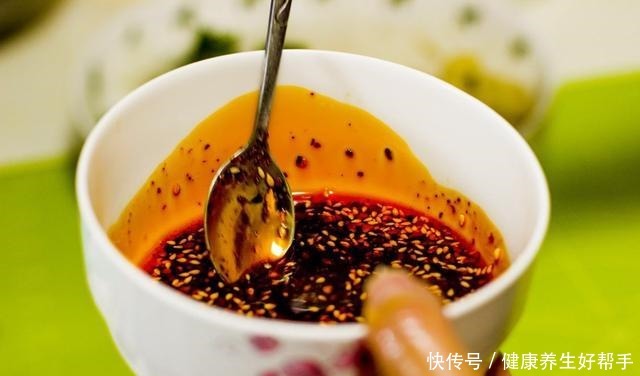 辣椒|凉皮好吃的秘诀,关键在这4种调味料,配料和做法教给你,快收藏