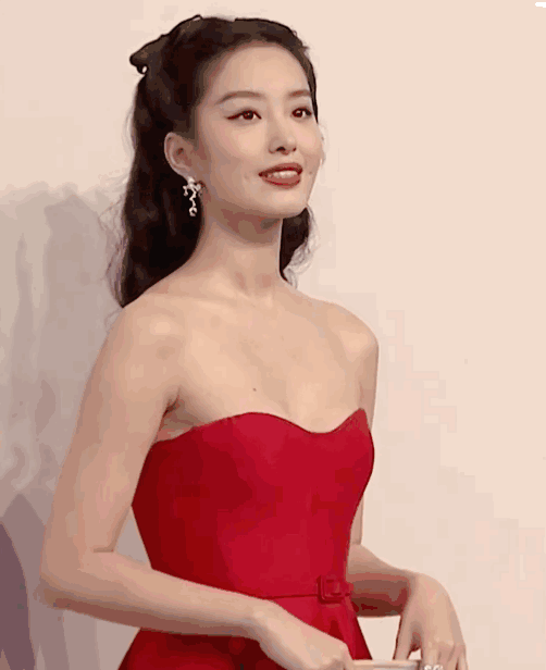  出轨|“方一凡”周奇恋情曝光？何猷启出轨？万茜车祸骨折12天后就复工？