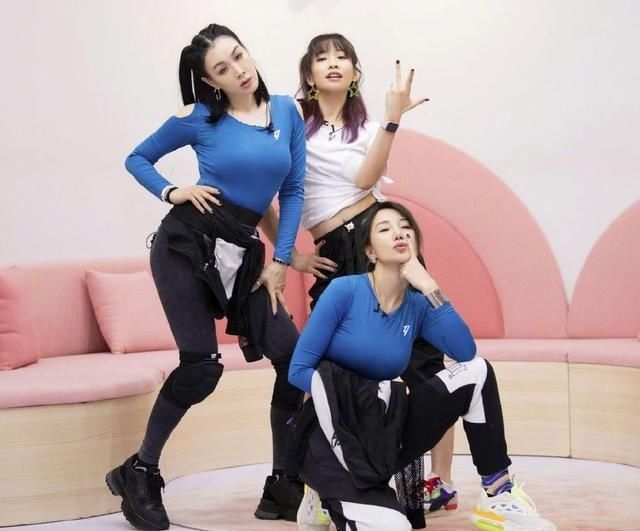  真实|阿朵丁当4人都发文回应淘汰，4种截然不同的态度，这就是真实内心