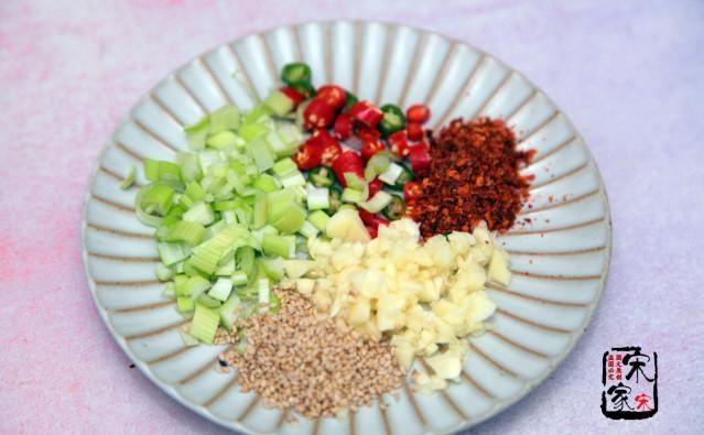 面条|这碗面酸辣开胃又挡饱, 10分钟就搞定, 没胃口要试试它!