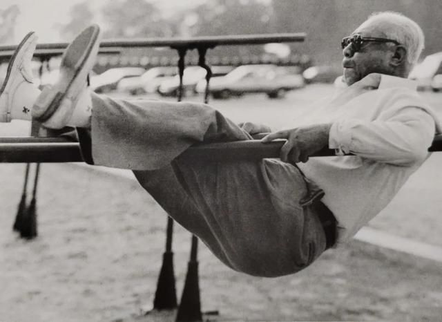  摄影|马季洛桑马三立赵忠祥都走了，牛群曾为他们拍出好照片