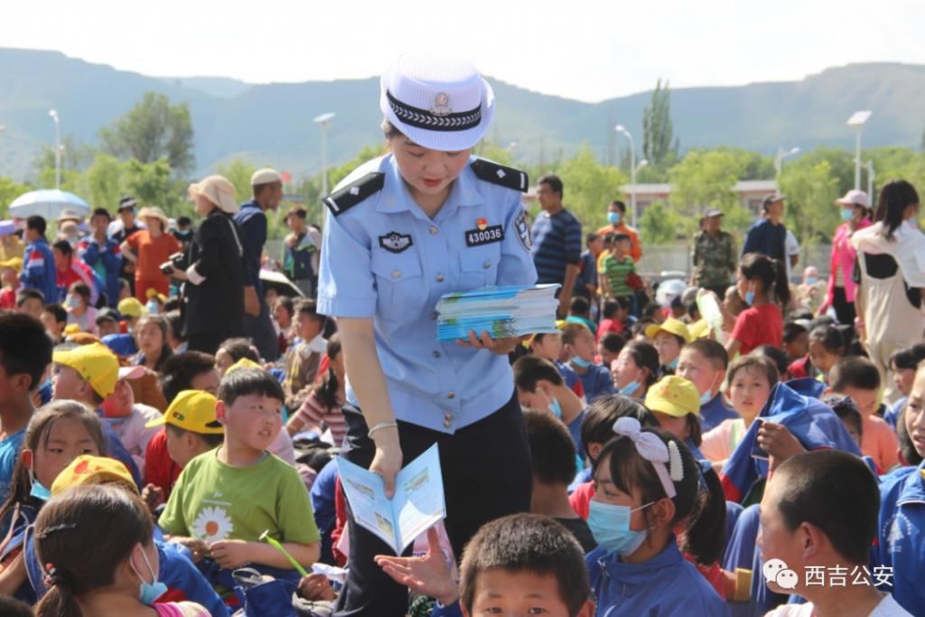 重拳|西吉公安零容忍、出重拳推进交通秩序管理