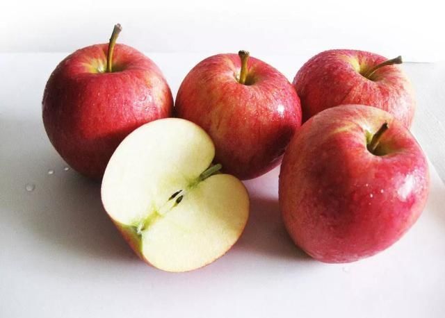 祖孙|长春祖孙三人全进了医院，家里有冰箱的赶紧看……