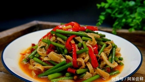 百叶|精选美食:莴笋炒香肠,辣酱炒扇贝,莴笋炒腊肉,牛百叶炒蒜薹