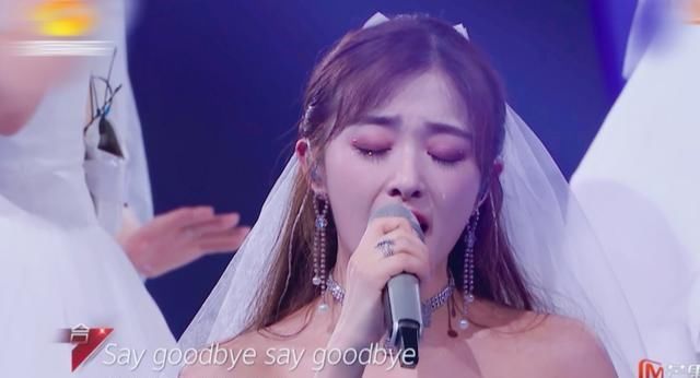  张含韵|那么多央视，拼不过湖南卫视：乘风破浪的姐姐，看到的不只是姐姐