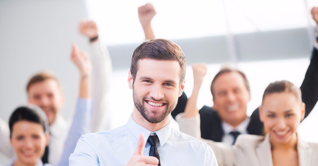  背叛|表面忠厚老实，实则暗藏心机，拥有3个特征的同事很容易背叛