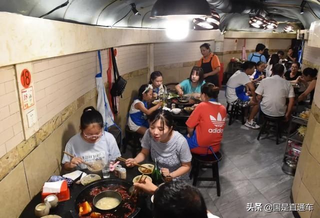 梦幻|画说重庆 这个梦幻立体的城市，将山水画卷描摹得愈加精致