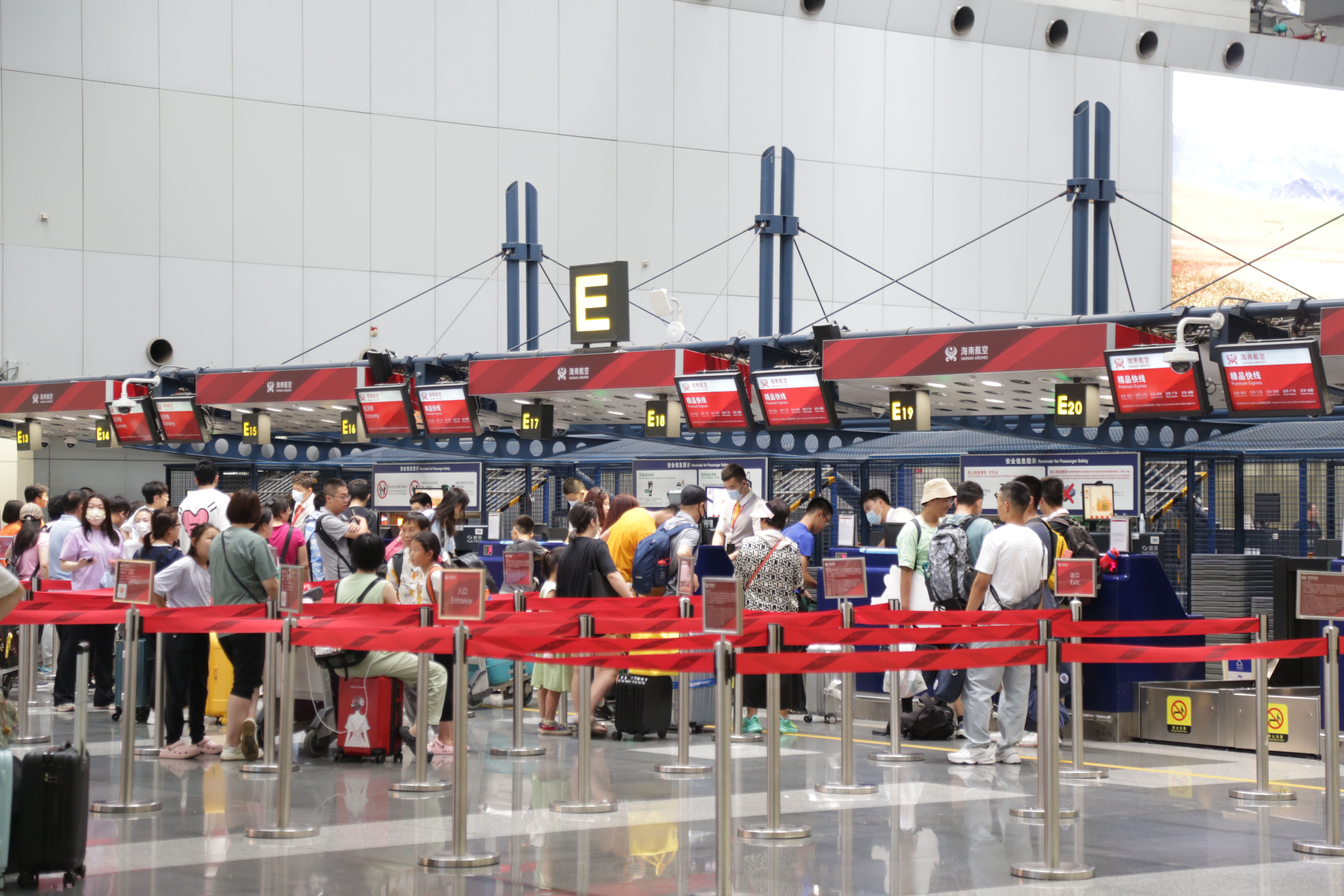 首都机场今年以来旅客吞吐量突破3000万人次