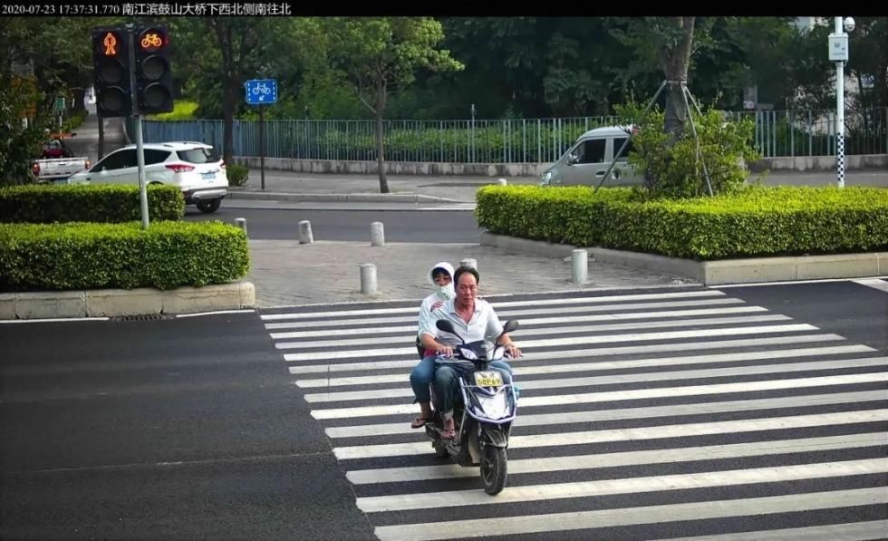 连名|30人!福州交警高清曝光!连名带照片