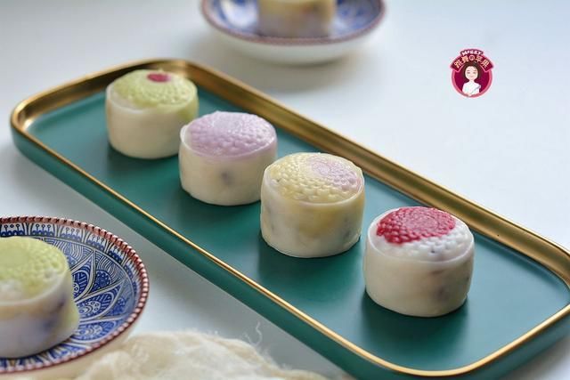 冷藏|不用烤箱的冰皮月饼,冷藏后比冰淇淋还好吃,包一包压一压就成形