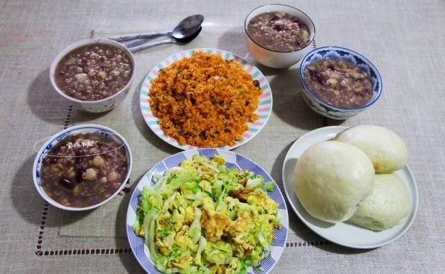 胡萝卜土豆|晒晒我家一周早餐,应季食材换着花样做,经济味美,全家满意