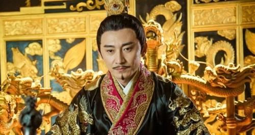 朱棣|靖难胜利后朱棣直奔皇宫，此人拦住他问了句话，朱棣立马转身出城