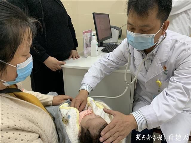 专家团|“2020湖北儿童健康行”走进黄冈，患者享受专家团诊疗