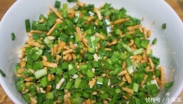  韭菜|韭菜和它是绝配，不出汤，味更鲜，比韭菜鸡蛋的好吃，还不用活面