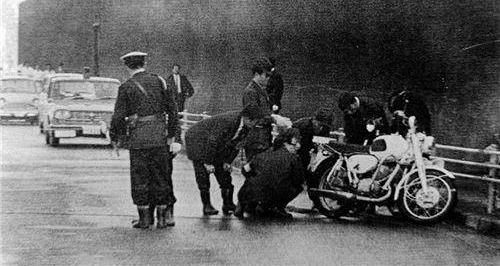 警察|1968年，一男子冒充警察开走装满3亿元的运钞车，至今下落不明