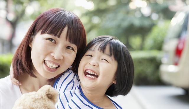  节目|孟非女儿初长成，23岁颜值神似章泽天，难怪郭德纲着急“攀亲家”