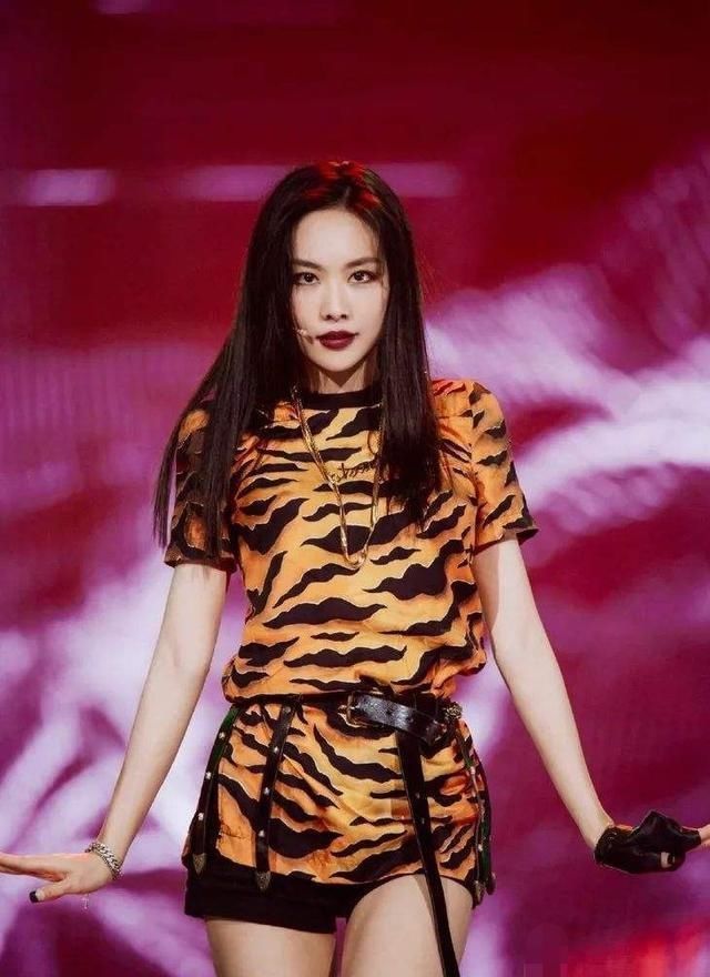  浪姐|万茜宁静皆让位，《浪姐》力捧c位终于浮出水面