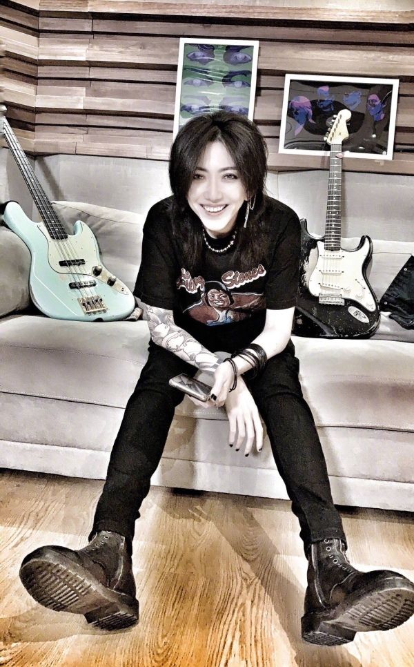  点评|刘忻是为了乐夏拒绝《乘风破浪的姐姐》，大张伟的点评值得深思！