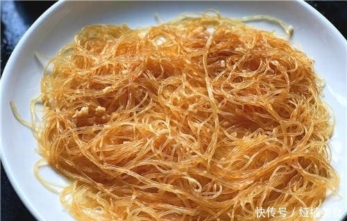 入味|海鲜季,此道蒸菜可常吃,鲜美入味,颜值高,中秋宴客不丢面!