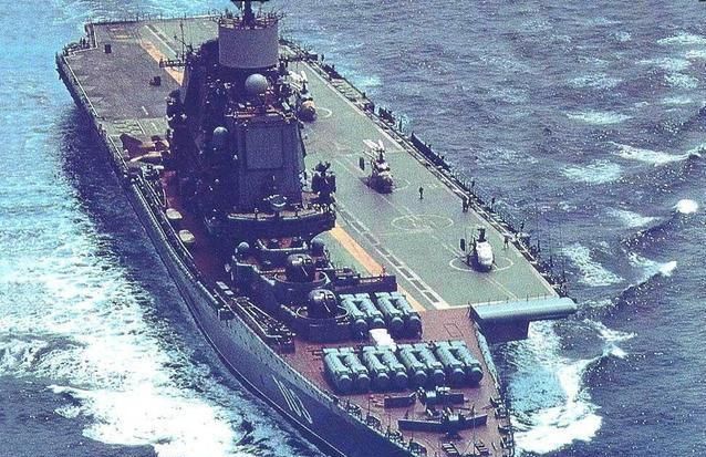  起飞|美战斗机为登上印度航母练习起飞！瘸驴配破车，这才是真爱