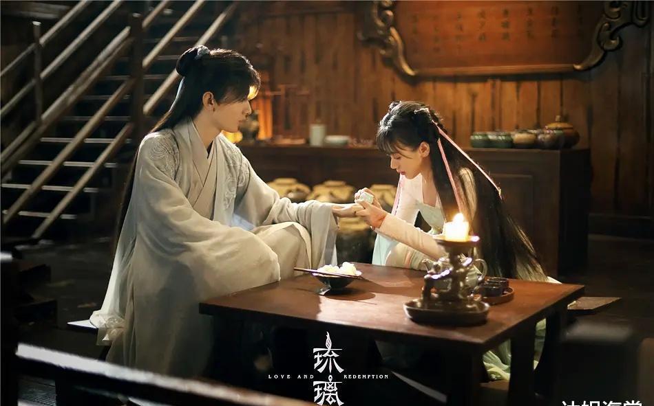 镜头|《琉璃》男二腾蛇百搭,全程陪璇玑追夫,1个动作成就最出彩镜头