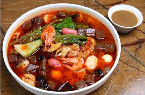 快试|还在买麻辣烫吃，快试着自己做吧，超级简单