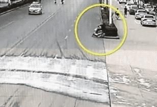 农民工师傅|被人偷偷爱着真好，你看到这张图已经刷爆全国