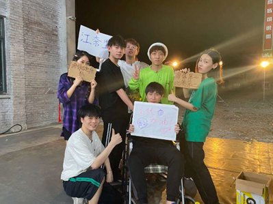  说唱|《说唱新世代》，其实是“说唱喜剧人”，哈人暑期训练营？