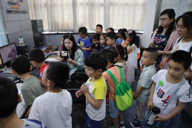  电视节目|哇~扬州广电迎来“小主播”！