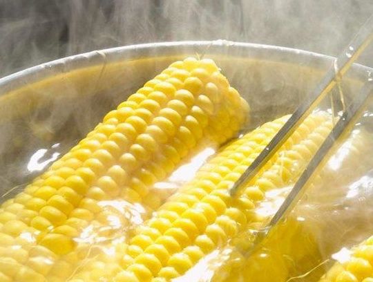 鲜艳|煮玉米加点它,煮出来的玉米颜色更鲜艳又香软,抗自由基活性最高