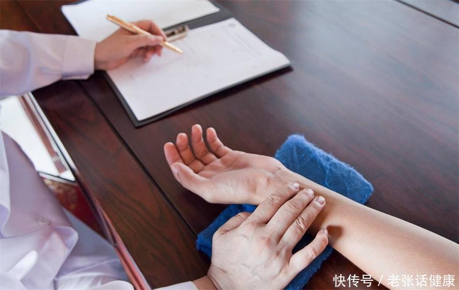 女性气血不足会引起哪些症状(女性身体出现这些问题，可能是气血不足的信号，该补充气血了)