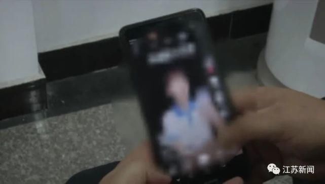 程瑞雪|总觉得妻子怪怪的，亲戚朋友也指指点点，真相让小伙傻眼了！