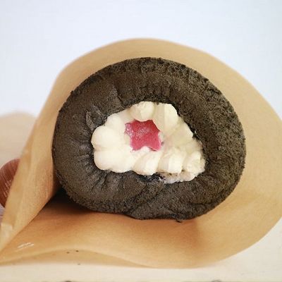  吉利丁片|竹炭覆盆子奶冻卷