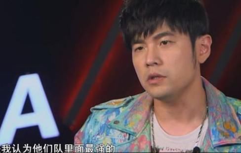  暗黑|好声音选手直击李健质疑，谢霆锋喜爱溢于言表，暗黑也有美