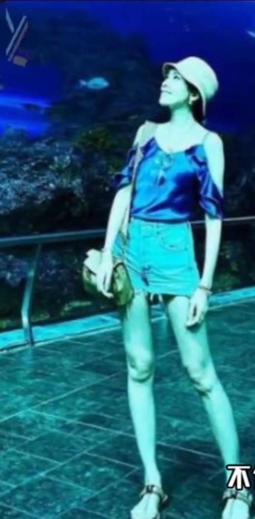  老婆|林志颖老婆腿长随老爸！穿牛仔短裤配凉鞋玩心机，P图脚都变形了