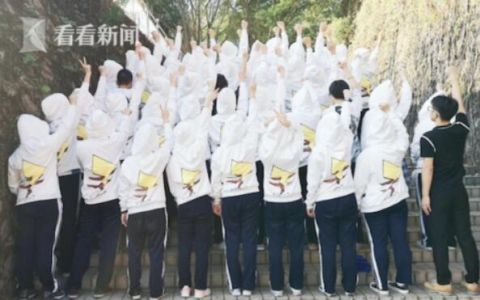  自制|班主任自制记忆面包送考生 满是考点还押中题了