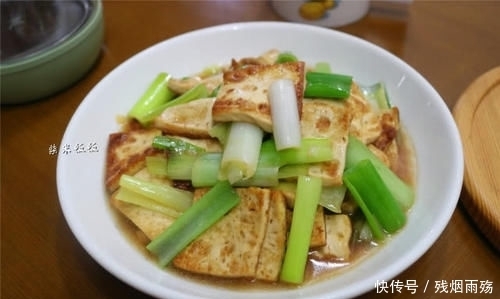  食材|这两种食材是绝配，一香一鲜，简单一炒，比肉还好吃