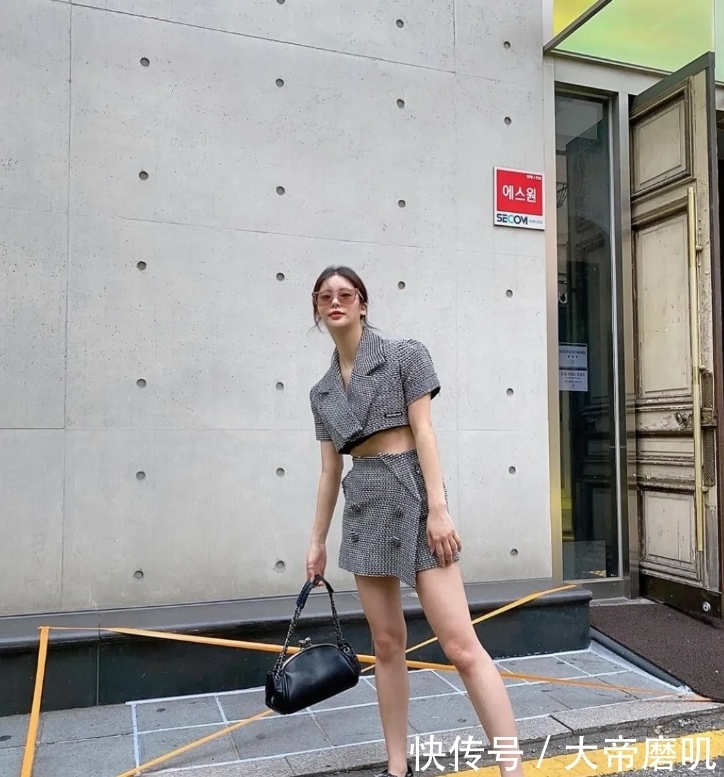 时髦|草莓型、苹果型身材你见过?时髦精教你扬长避短,穿最适合的衣服