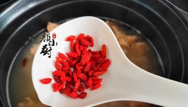 健脾|这汤,我家隔三差五做一次,健脾养胃又好喝,全家人都喜欢