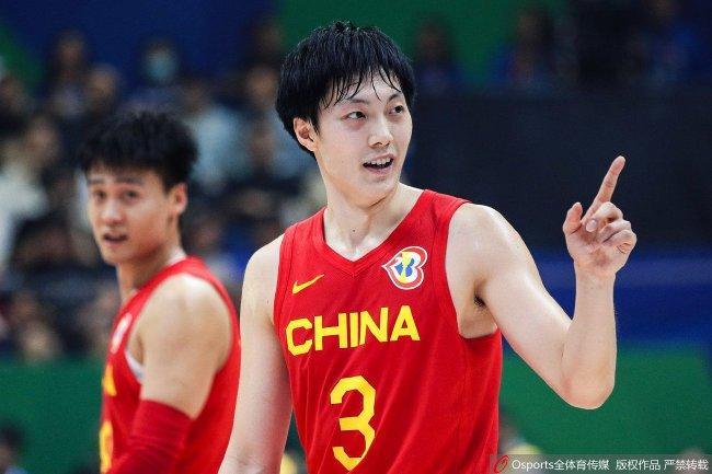 越来越差，谁来担责？中国男篮落选赛都没机会打 连续两届无缘奥运！