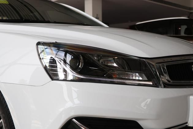 绅宝|最新资讯！月薪5千买它不眨眼！ 帝豪 vs 绅宝D50