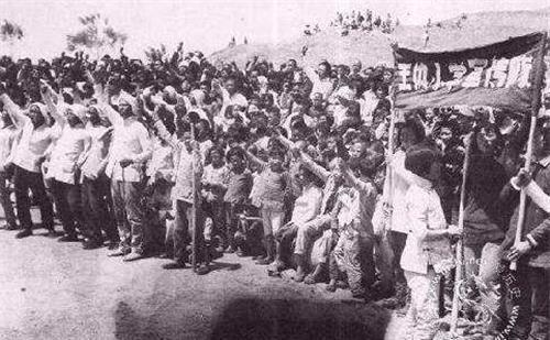 身份|拾荒老人1.8万积蓄被偷,无奈之下报警求助,却意外暴露出真实身份