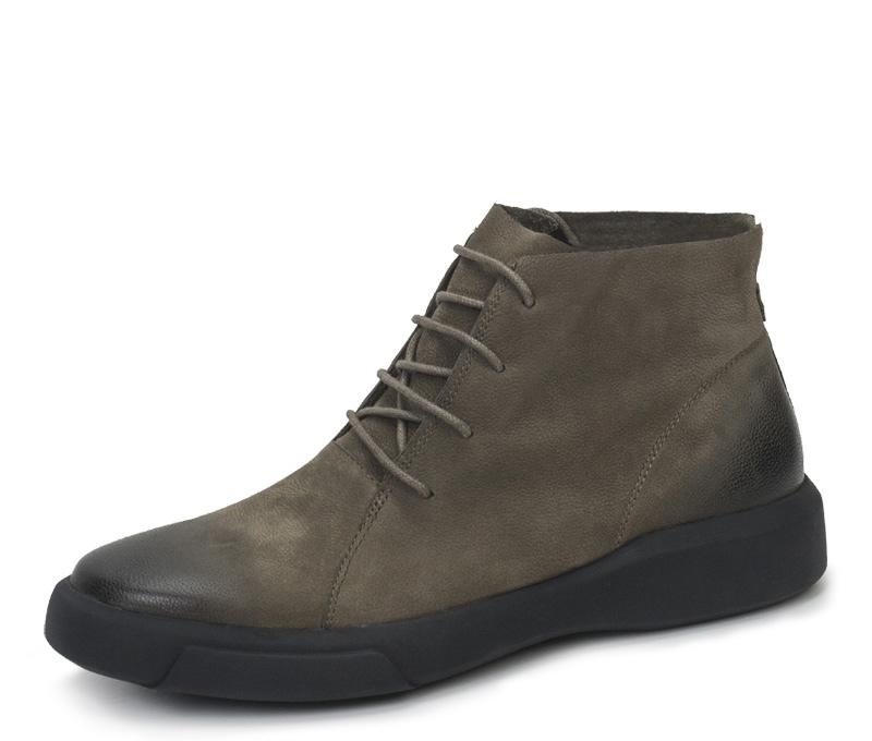  中老年人|最后强调一遍穿牛仔裤不要配皮鞋, 瞧老外穿, 中老年人人穿得起