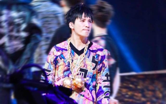  好像|『研究』大张伟，就好像在解释笑话，肯定会被人“切~”的