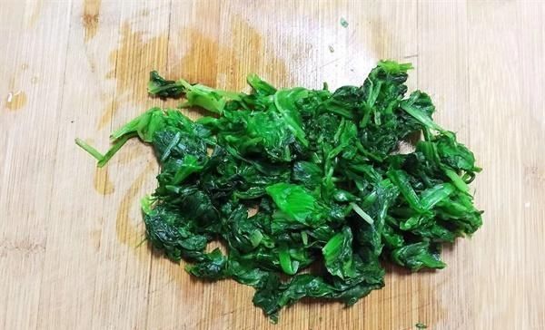 再多|粗粮细吃的菜团子，皮薄馅大，不用和面，吃再多也不会长肉