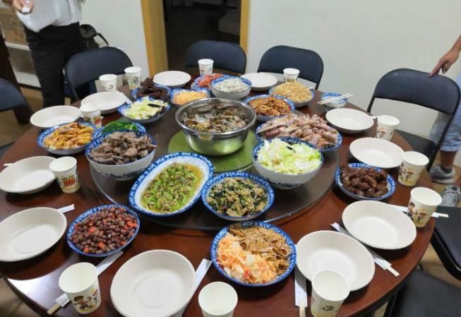  综艺|《向往的生活》收官，又一档高开低走的综艺，问题出在哪里？