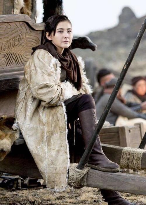  一波未平|“一波未平一波又起”继《中餐厅》后，赵丽颖《天天向上》也翻车