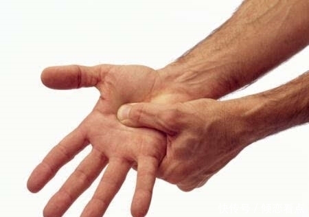  不吃早餐|肝不好的人，常见4种表现，若你一个没中，先恭喜了