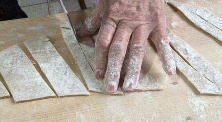 生坯|家中有面粉和鸡蛋,一定要学做这美食,儿子三天两头点名要,真香